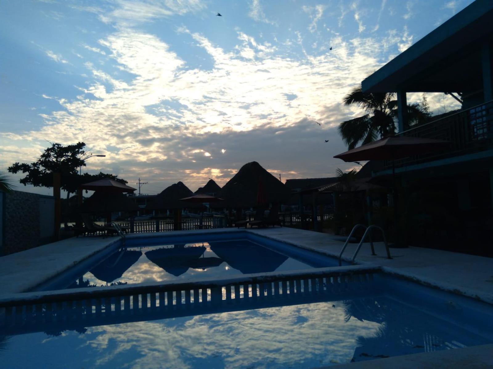 Hotel La Cueva Del Pirata Casitas Εξωτερικό φωτογραφία